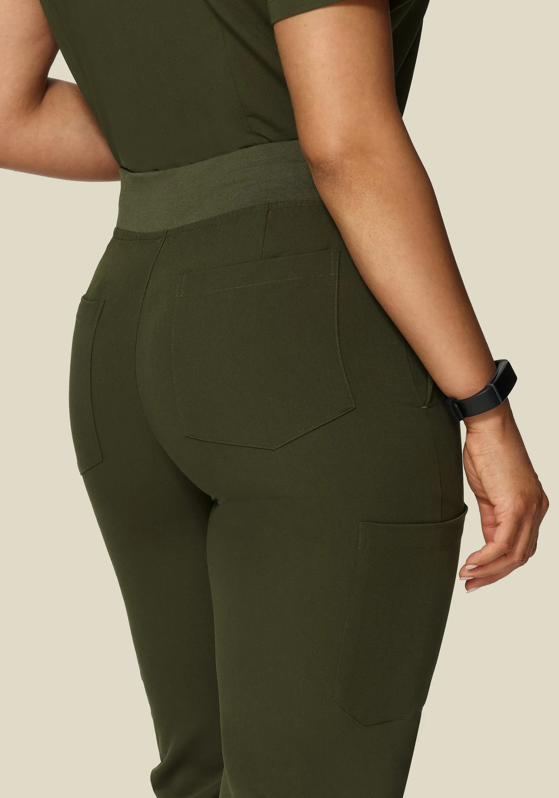 9 Pocket Joggers Olive