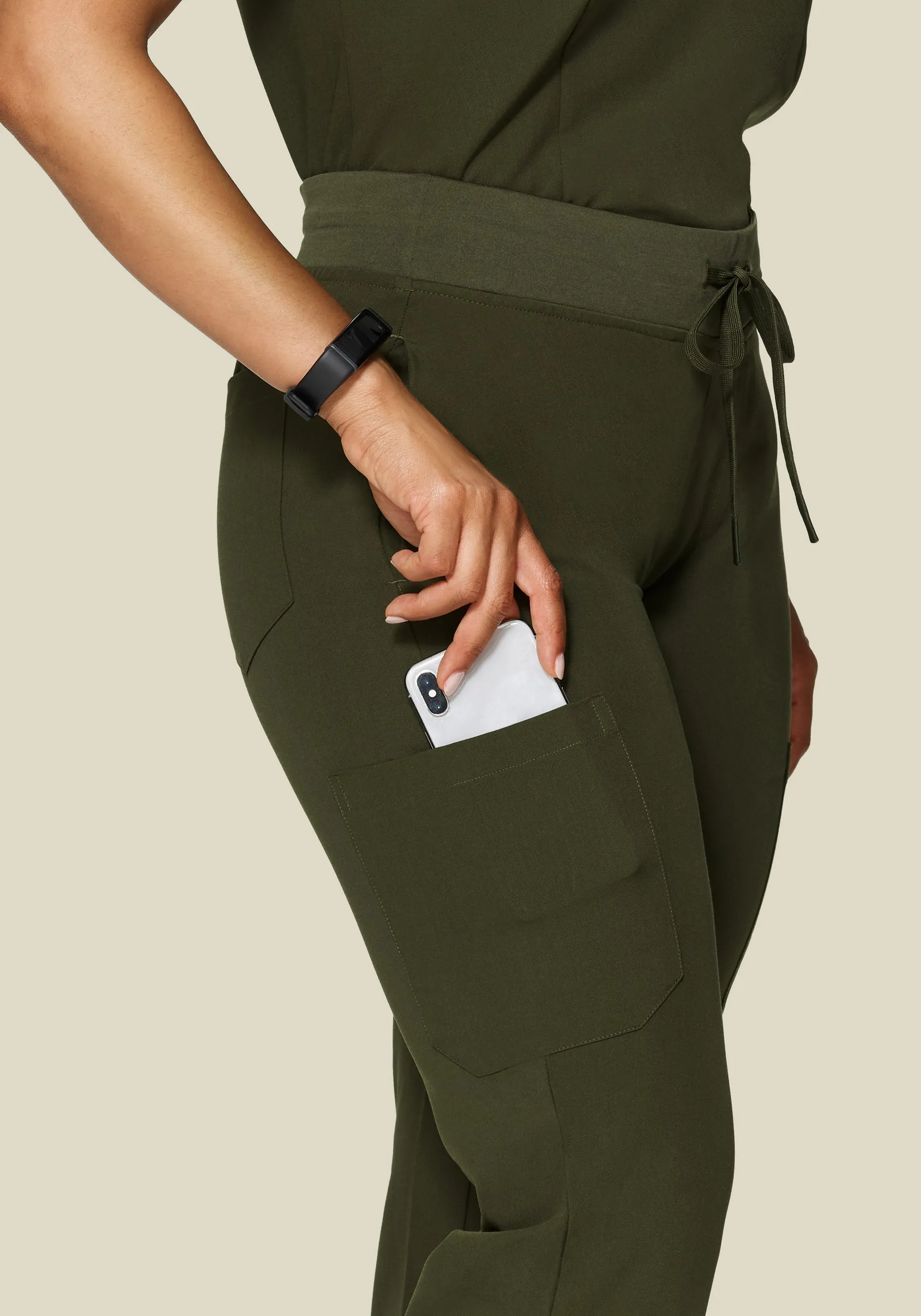 9 Pocket Joggers Olive