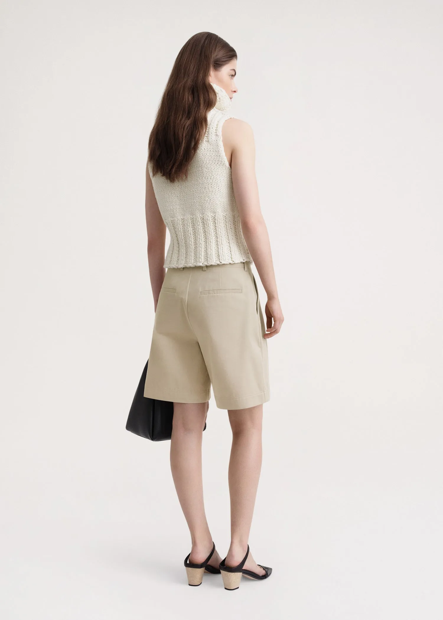 Pleated cotton-twill shorts overcast beige