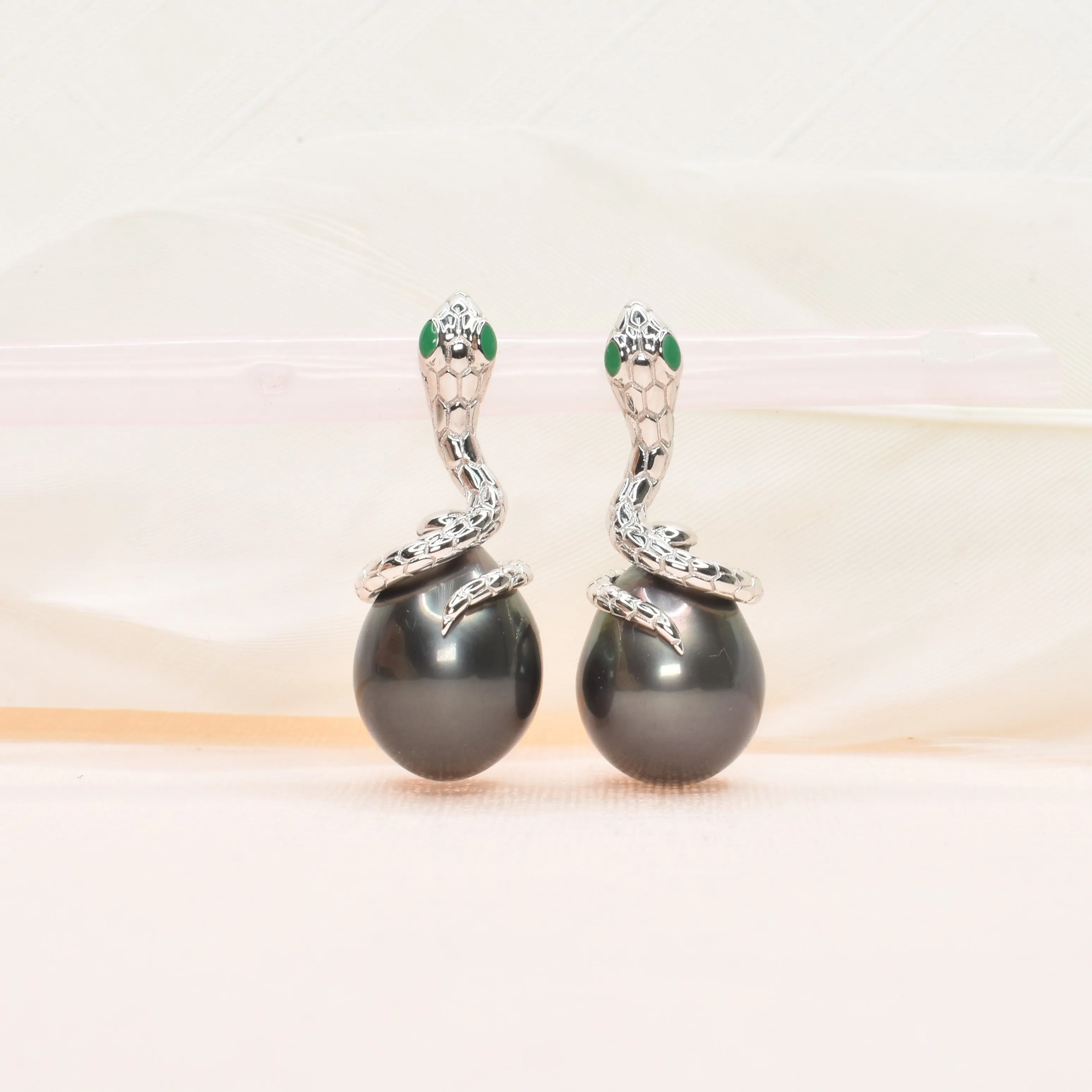 Snake Pearl Earrings