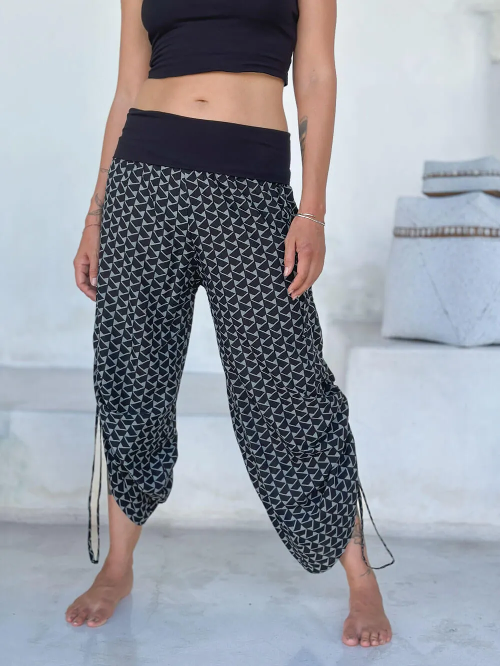 Zig Zag Print Ruched Pant